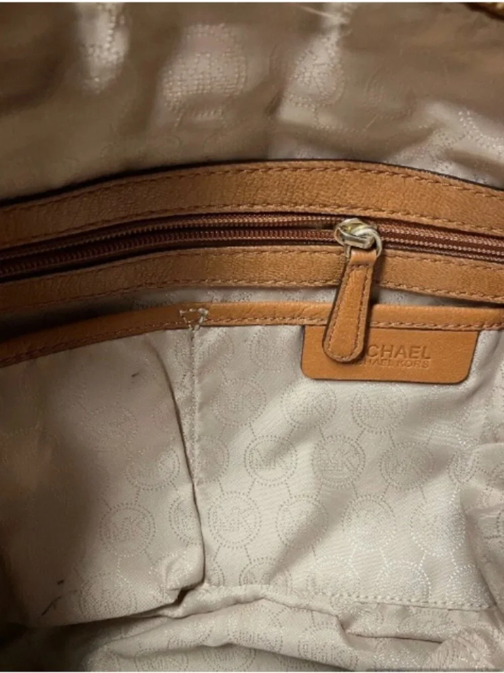 MICHAEL KORS BEDFORD COGNAC LEATHER SHOULDER BAG